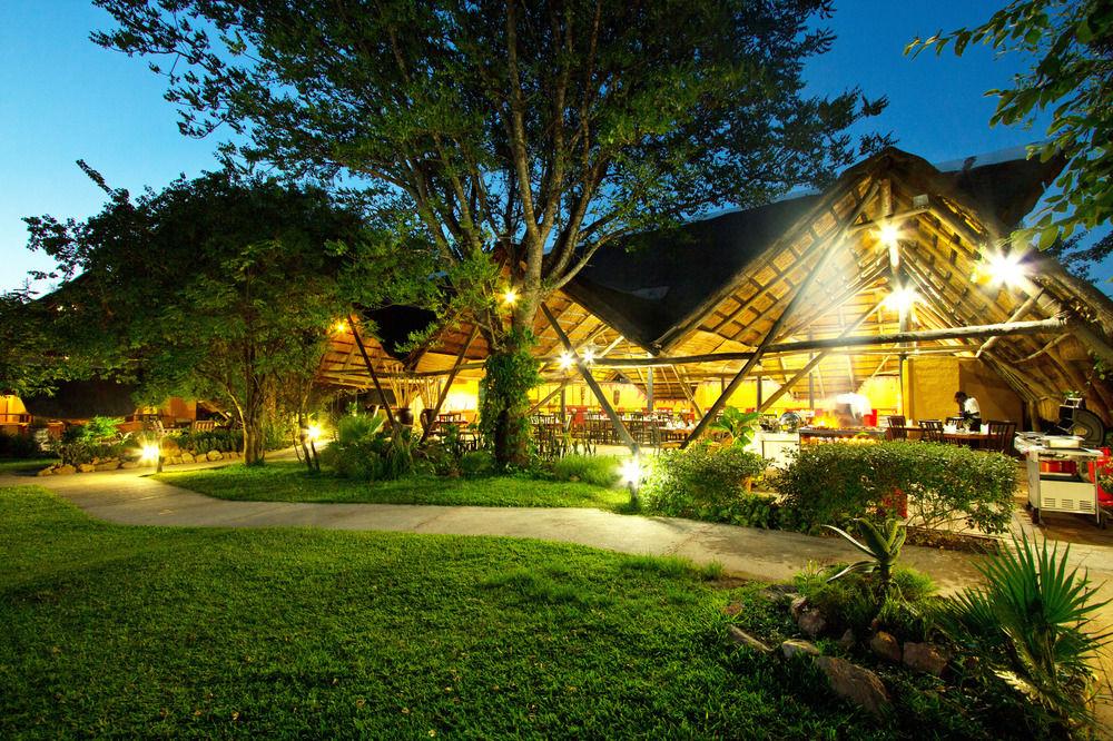 Protea Hotel Lusaka Safari Lodge Exterior photo